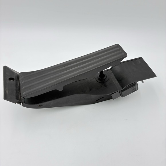 07-13 BMW E90 E92 328i 335i  Gas Throttle Pedal Accelerator 3542 6772 645-02 OEM - Picture 2 of 12